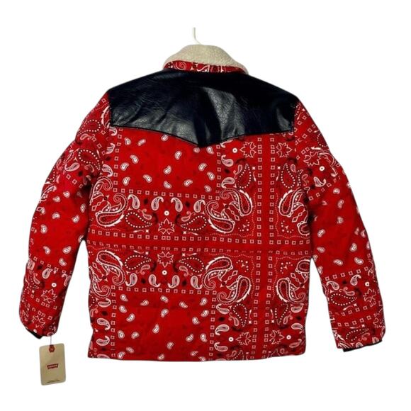 Levi’s Men’s Red Bandana Print Sherpa Collar Jacket Western Puffer Style M, NEW - Picture 4 of 5